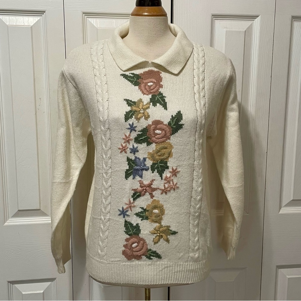 Alfred Dunner Ivory Floral Knit Sweater